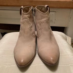 Frye Reina Ankle Booties Size 9